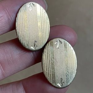 Vintage Destino Gold Tone Oval Mens Cufflinks Jewelry